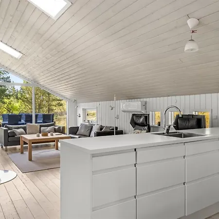 Emila - 2-2km From The Sea By Interhome Casa vacanze Bolilmark