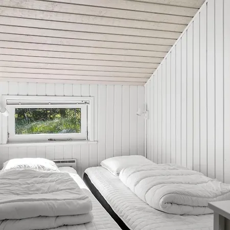 Emila - 2-2km From The Sea By Interhome